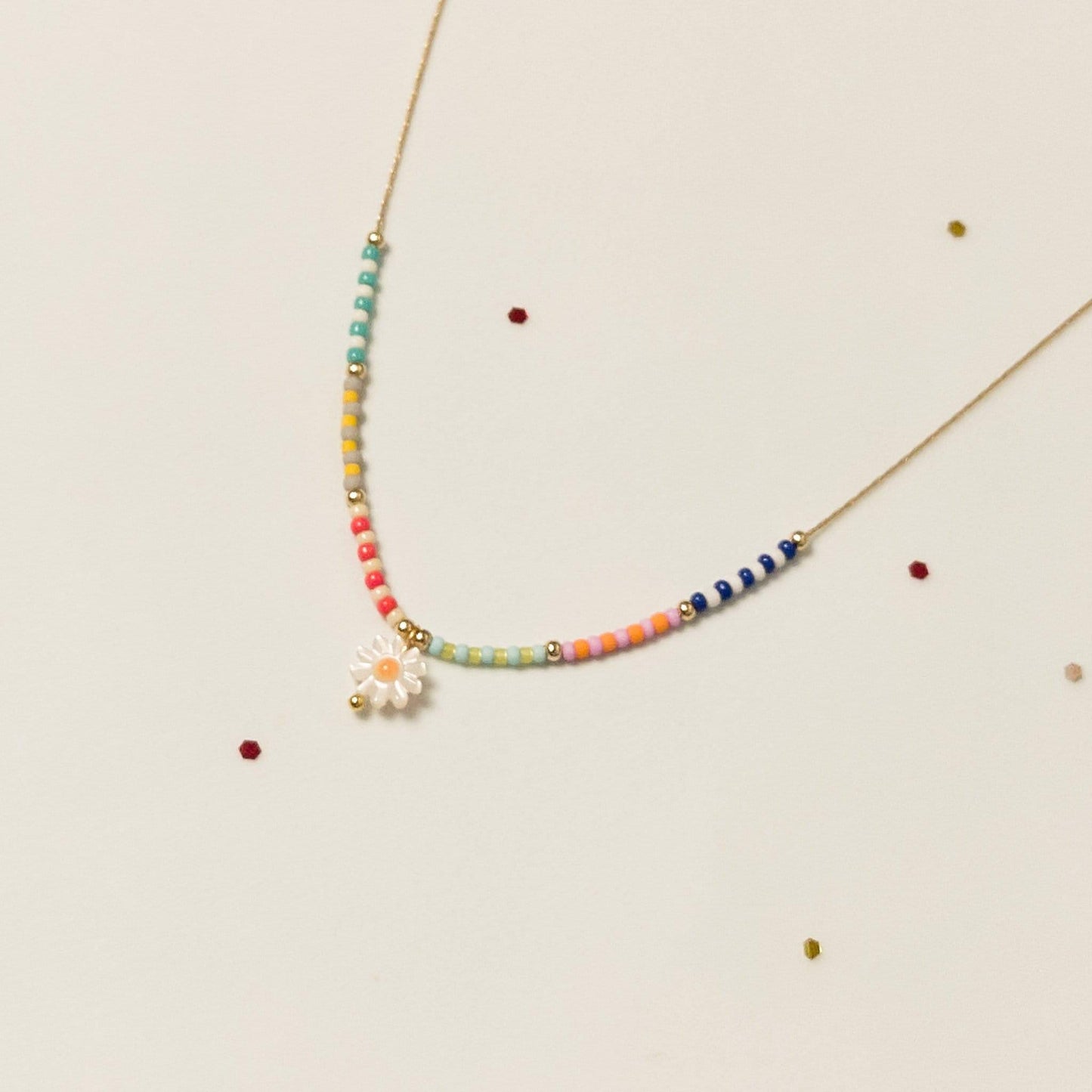 Handcrafted Tiny Daisy Chain Necklace