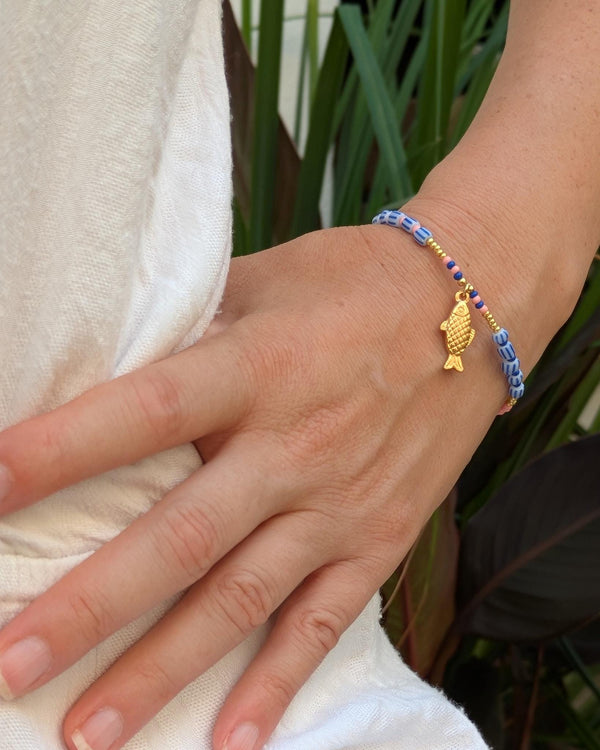 Tiny Fish Charm Bracelet, Dainty White and Blue Beaded Jewelry